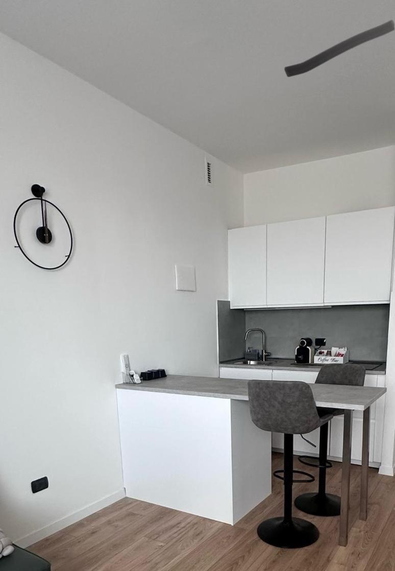 Monolocale Ovidio Aparthotel Милано Екстериор снимка